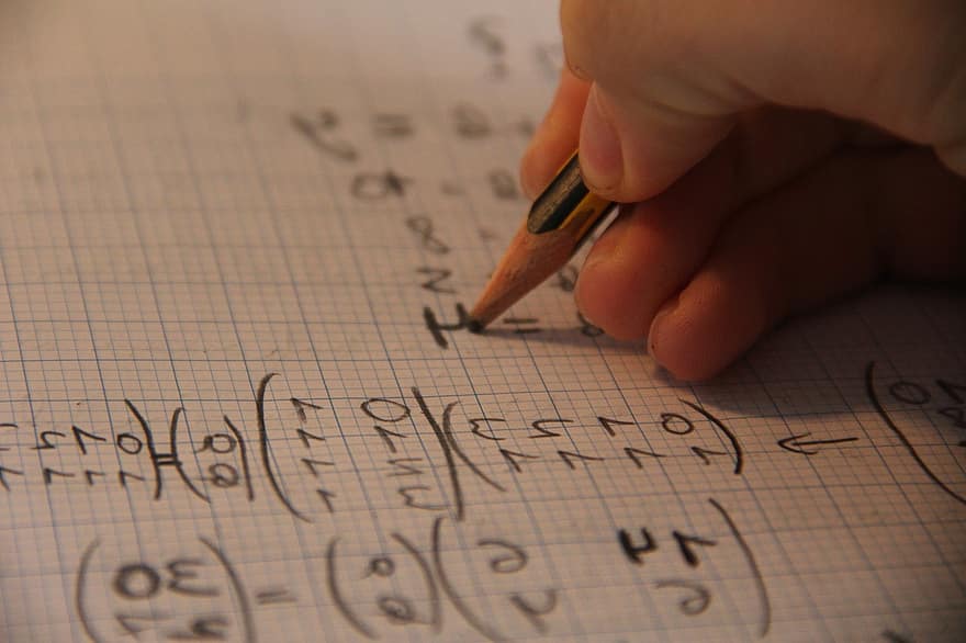 wiskunde, schrift, hand-, notitieboekje, potlood, oplossen, oplossing, vergelijking, aan het studeren