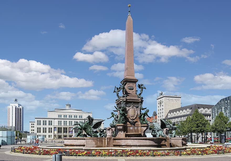 Fontaine, Augustus Square, Fontaine de Mende, Leipzig, Allemagne, ville, été