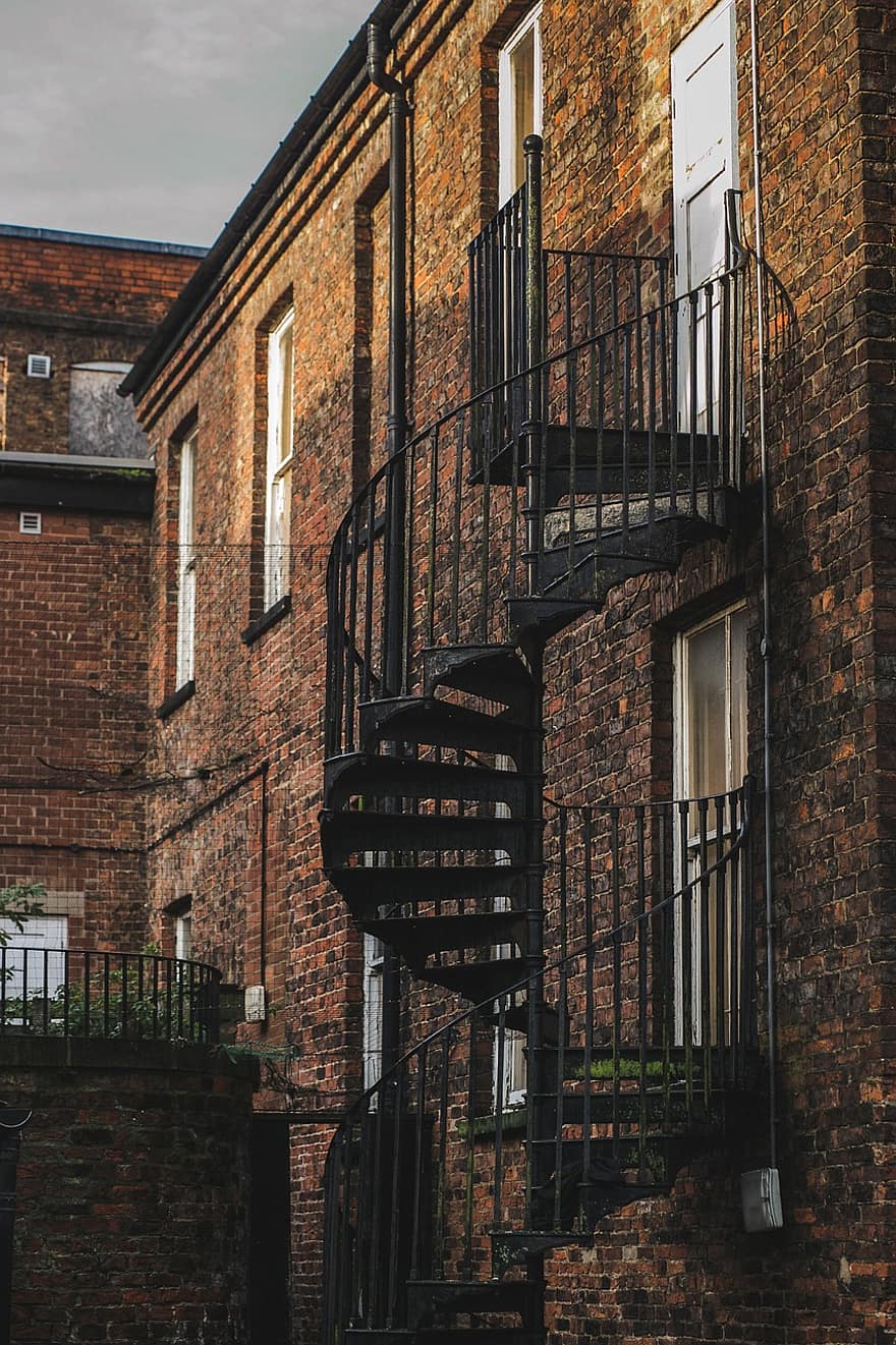 Fire Escape, Spiral, Building, Stairs, Brick Wall, Architecture, Stairway, Staircase, Steps, Railing, Structure