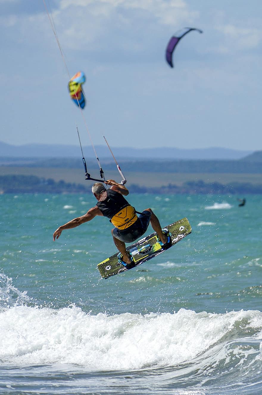 paracaídas, hombre, Oceano, ola, Deportes acuáticos, mar, surf de vela, kite boarding, viento, playa