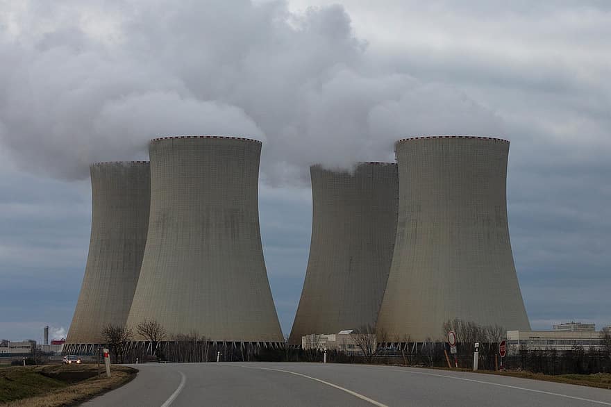 centrală nucleară, energie nucleara, energie Atomică, turnuri de răcire, centrală electrică, energie, Tranziția energetică, electricitate, generarea de energie electrică, Consumul de energie, Prețurile energiei electrice