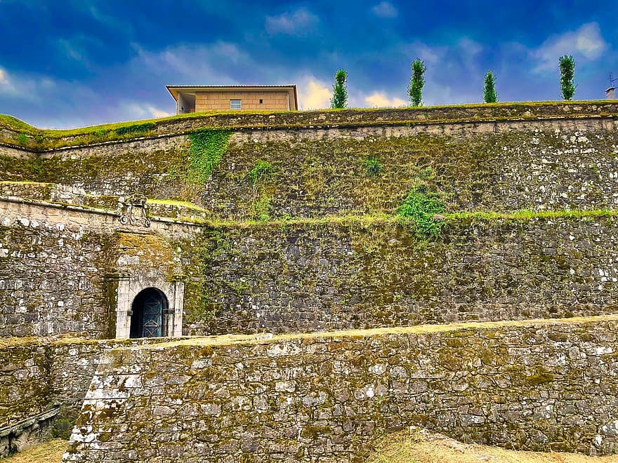 paret, defensa, cel, valència, portugal, arquitectura, fort, ciutadella, patrimoni, frontera, ciutat