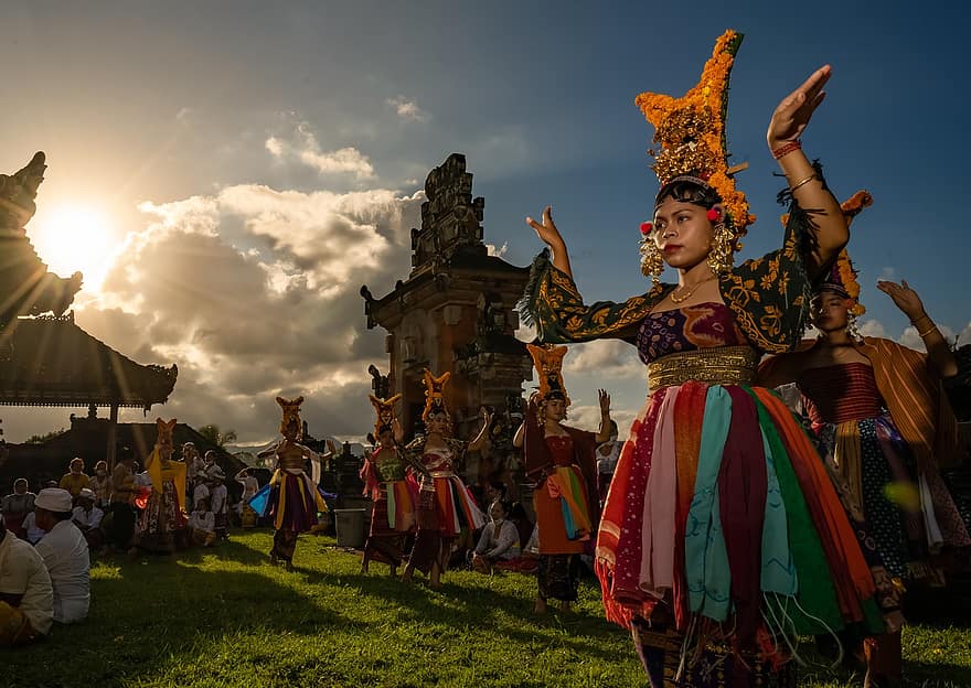 bali, Indonésie, rituál, tanečníci, chrám, tradice, západ slunce, kultur, náboženství, domorodé kultury, buddhismus