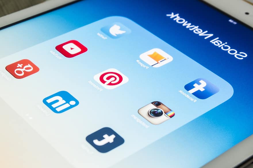 sociala media, smartphone, skärm, tillämpningar, Mobila applikationer, app, Facebook, Twitter, Instagram, Youtube, Pinterest
