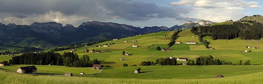 pola, panorama, domy, łąki, wzgórza, góry, wyżyny, Trawiaste pola, krajobraz, trawa, wioska