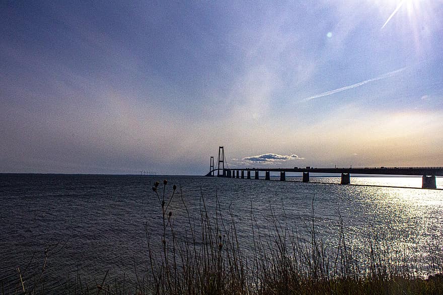 Dinamarca, puente, mar, Oceano, agua, noche, oscuridad, azul, puesta de sol, arquitectura, línea costera