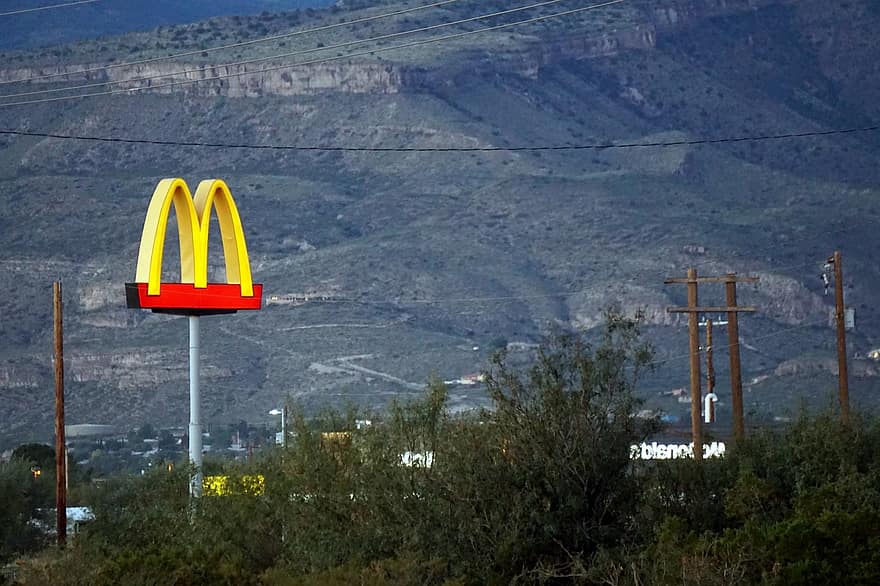 McDonald's, comida rápida, logotipo, montanhas, alamogordo