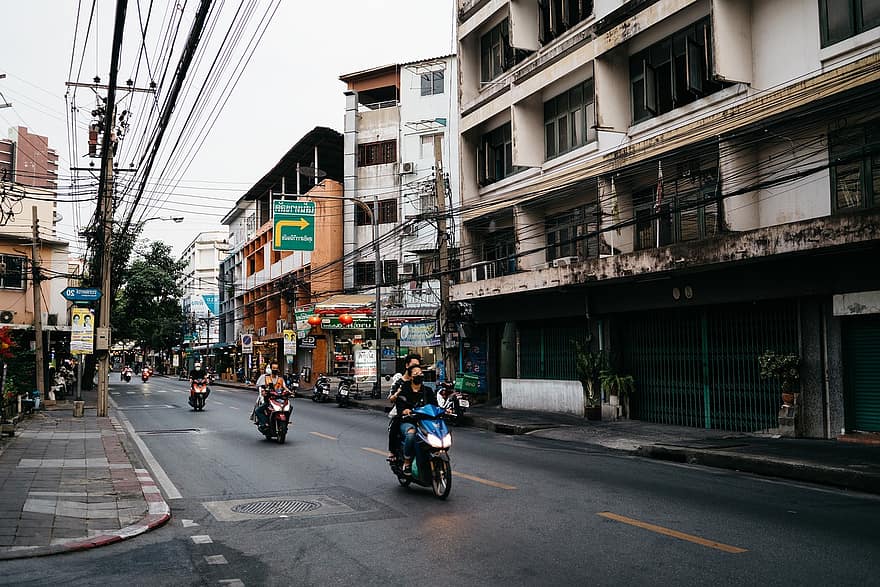 Taizeme, satiksmi, pilsēta, pilsētas, Āzija, motorolleri, motocikliem, pilsētas dzīve, arhitektūra, vīriešiem, transportēšana