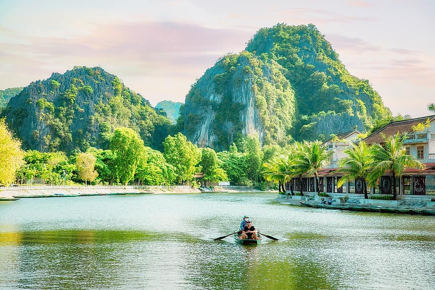 tam coc, ninh binh, Wietnam, żeglarstwo, jezioro, atrakcja turystyczna, woda, statek morski, mężczyźni, wakacje, sport