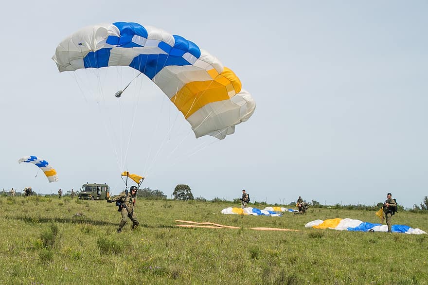 Military, Maneuvers, Field, Green, Camouflage, Parachute, extreme sports, sport, parachuting, flying, paragliding