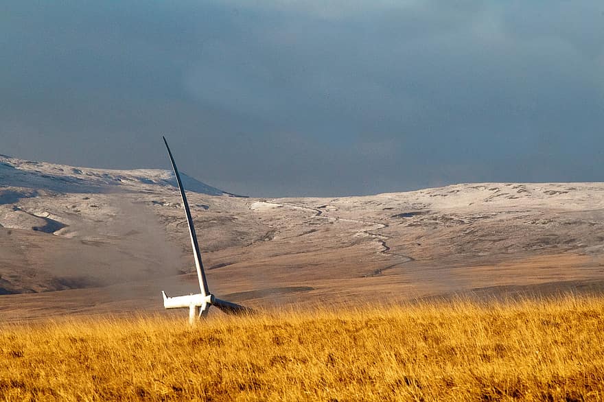вятърна мелница, поле, хълмове, планини, вятърна турбина, вятърна ферма, мощност, енергия, чиста енергия, електричество, вятър