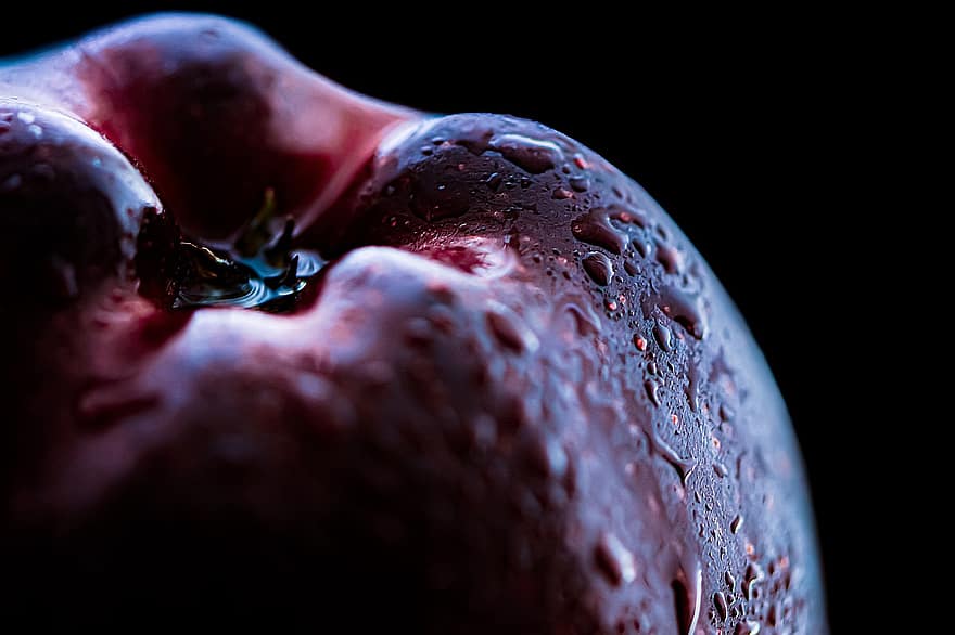 poma, poma madura, poma vermella, poma fresca, fruita, gotes d’aigua, primer pla, plantació de poma, gotes d'aigua, humit, nutrició
