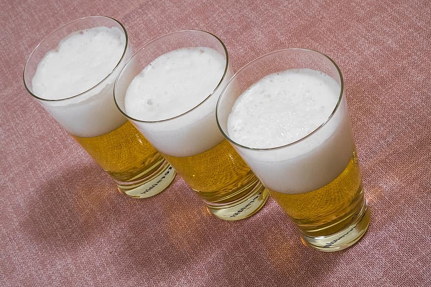 italok, sör, alkohol, hab, üveg, üdítő, három, ital, ivópohár, közelkép, habos ital