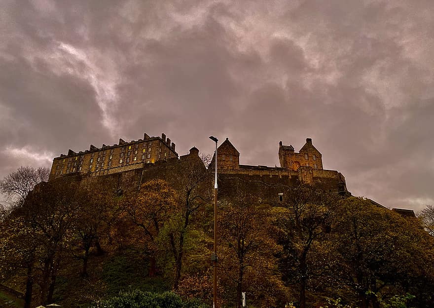 Edimburgo, castillo, montaña, puesta del sol