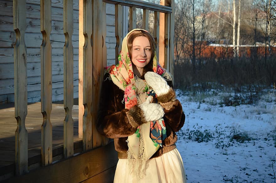 Woman, Shawl, Mittens, Porch, Cottage, Russian Folk Style, Russia, Russians, Sun, Village, House