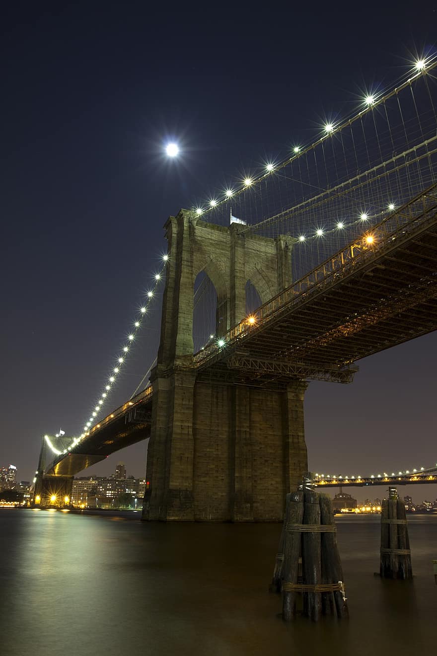 Бруклинский мост, NYC, линия горизонта, Соединенные Штаты Америки, архитектура