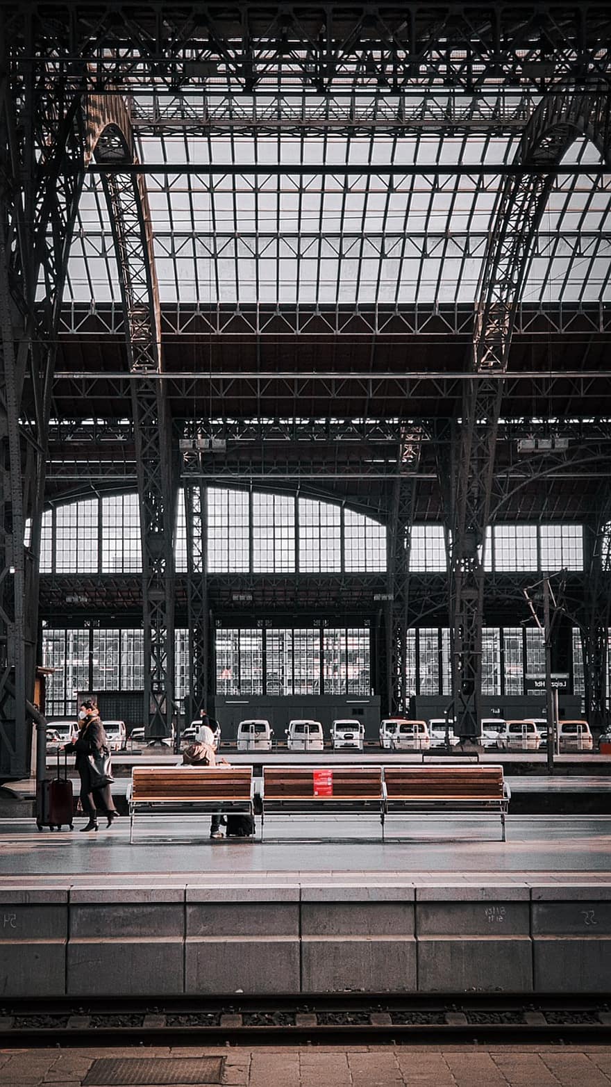 estación de tren, plataforma, viaje, Sajonia, arquitectura, adentro, transporte, estructura construida, vida en la ciudad, modo de transporte, moderno