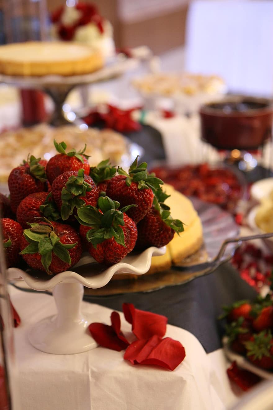 Strawberry, Cheesecake, Dessert, Table, Red, Fruit, Cake, Food, Rose, gourmet, freshness