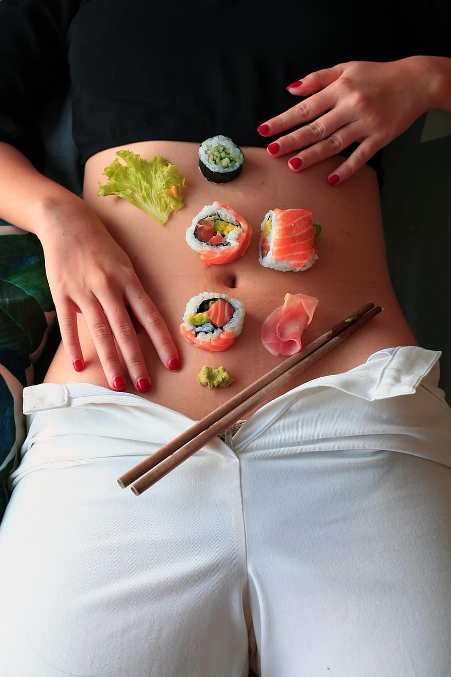 sushi, Body Sushi model, sushi ruller, Californien ruller, Californien maki, japansk mad, japansk køkken