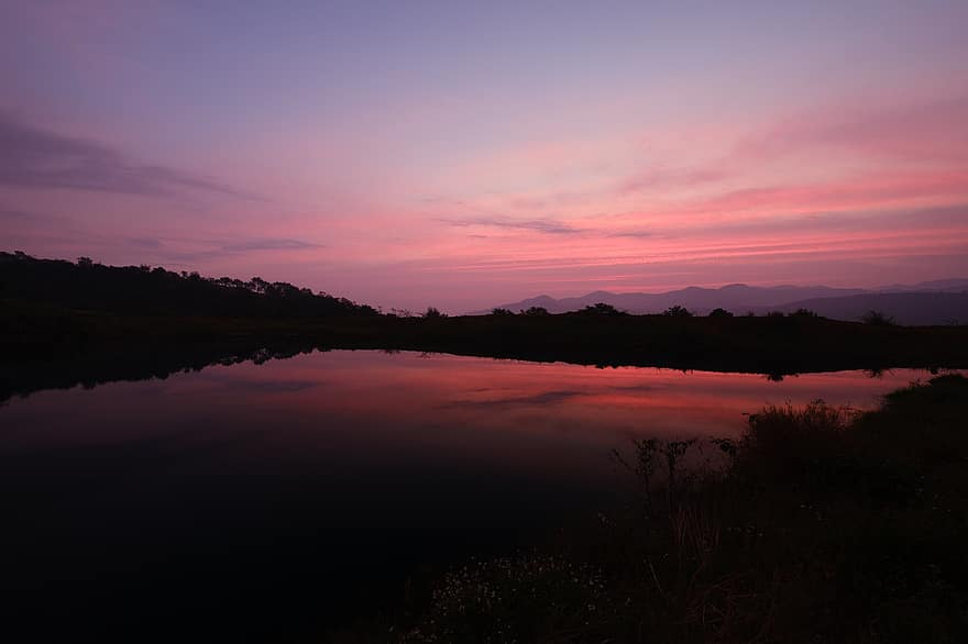 lago, montañas, puesta de sol, crepúsculo, oscuridad, noche, reflexión, agua, silueta, sombra, paisaje