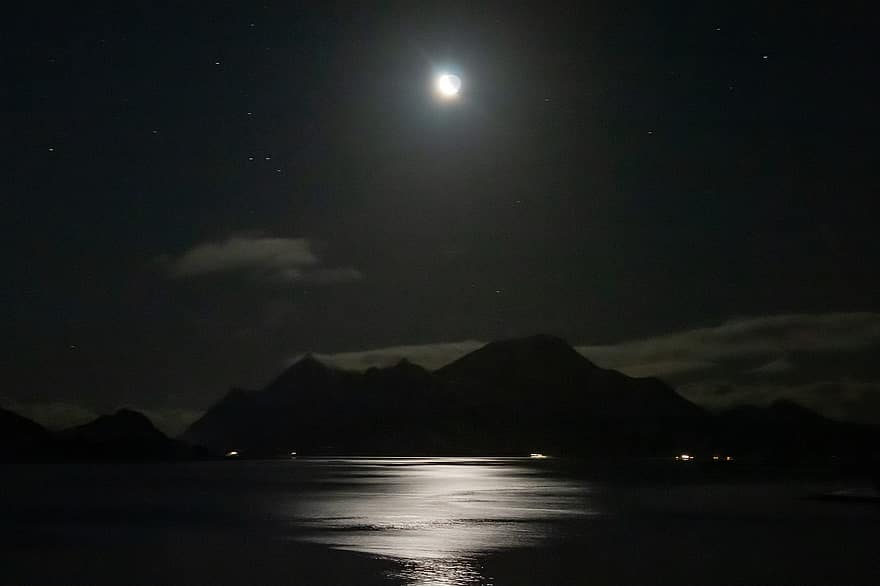 月、夜、海、山、島、イブニング、ダーク、フィヨルド、ノルウェー、風景、星
