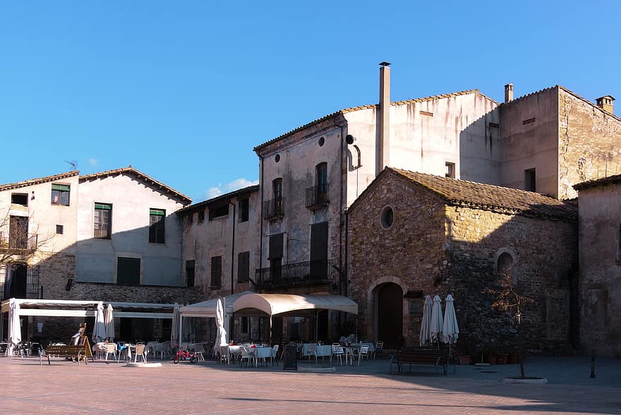 Besalu, Town Square, Catalonia, Girona
