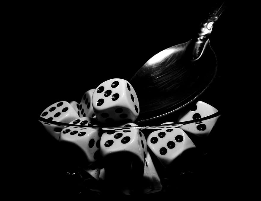Dice, Bowl, Spoon, Game, Bet, Chance, Dots, Numbers, Entertainment