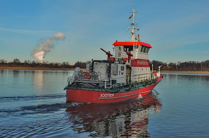 bateau pompier, Lac, Voyage, bateau, réflexion, eau, voile, Rostock