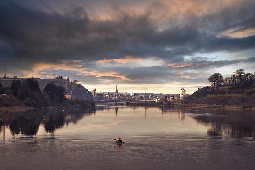 Waterford, City, River, Water, Canoe, Rowing, Reflection, Panorama, Urban, Scenery, Scenic
