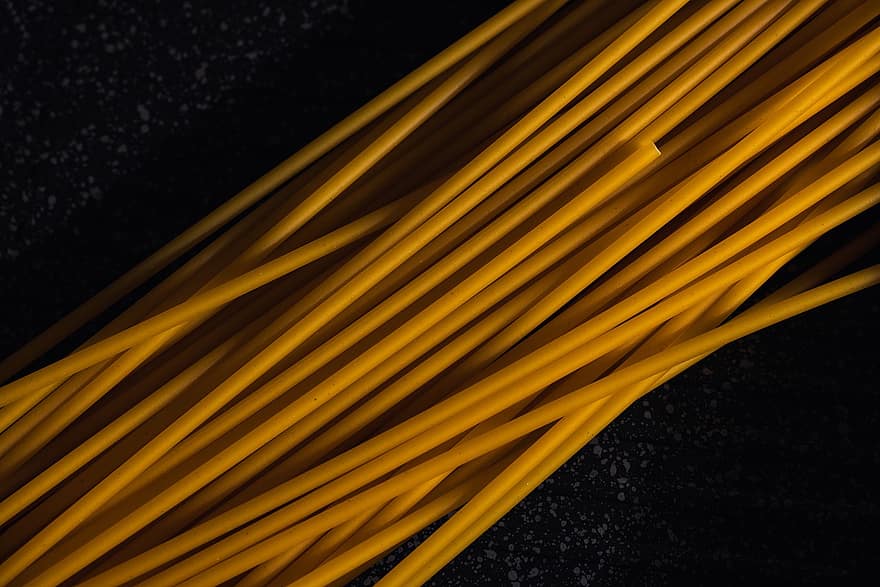 pasta, spaghetti, bakverk, bakgrunder, abstrakt, mönster, bakgrund, gul, randig, närbild, skinande