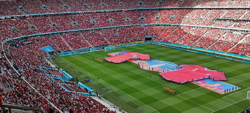 スタジアム、フットボール、ブダペスト、ウエファ、スポーツの、ポルトガル、ハンガリー、ヨーロッパのサッカー協会、フィールド、群集、観客