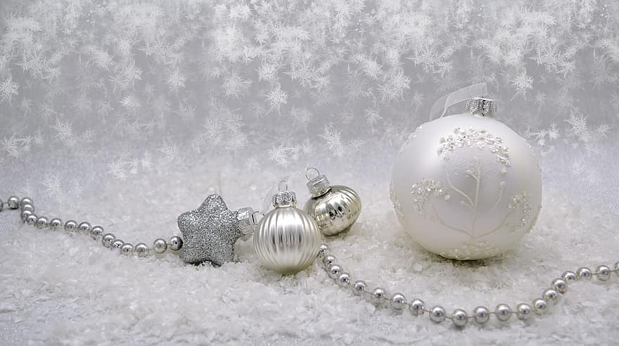 Natale, motivo natalizio, addobbi natalizi, decorazioni per alberi di Natale, pallina di Natale, decorazione, festivo, argento, bianca, luccichio, stella
