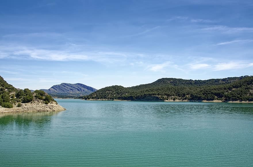 spanien, andalusien, Provinsen Malaga, Reservoarer Guadalhorce-guadalteba, rio guadalhorce, Rio Gualdateba, reservoar, strömma, bergen, kulle, vatten
