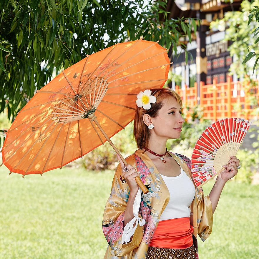 Frau, Modell-, Kimono, Regenschirm, Handventilator, Mode, Mädchen, Modellieren, Haltung, Was schafft, Stil