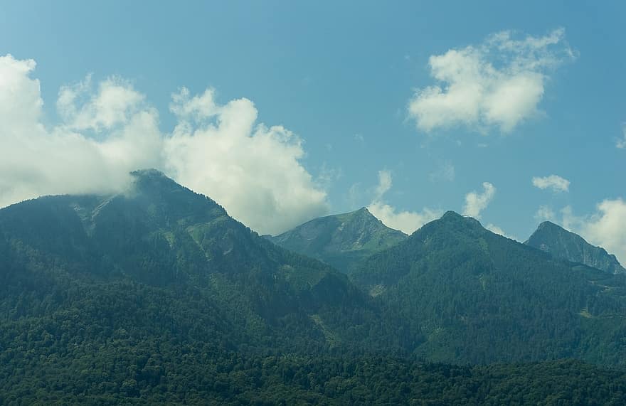 montañas, cielo, nubes, verano, vacaciones, las colinas, naturaleza, montaña, paisaje, azul, color verde