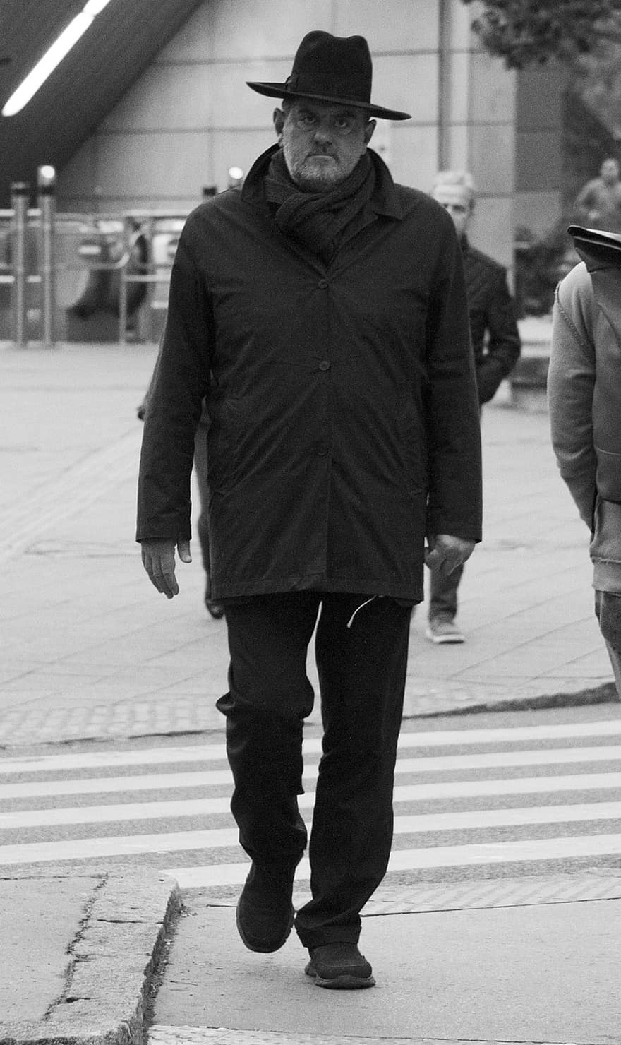 homem, monocromático, rua, chapéu, masculino, Garoto, moda, homens, Preto e branco, caminhando, uma pessoa