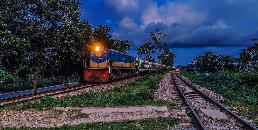 vlak, železnice, nebe, večer, západ slunce, Příroda, krajina, Bangladéš, dhaka, Narsingdi, Bangladéšský vlak