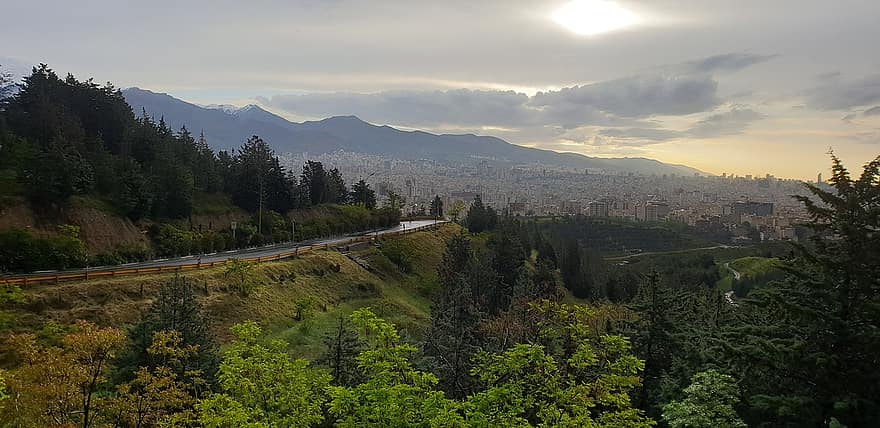 krajobraz, Teheran, góry, chmury, wiosna, Iran, Droga, las, drzewa