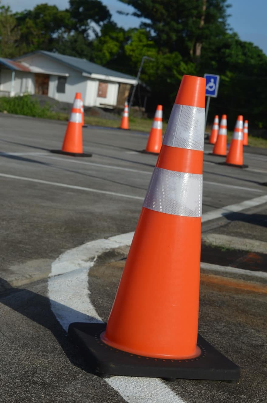 Traffic Cone, Driving School, Road Track, Road Cone, Warning Cone, Test Track, Road, Asphalt, traffic, danger, sign