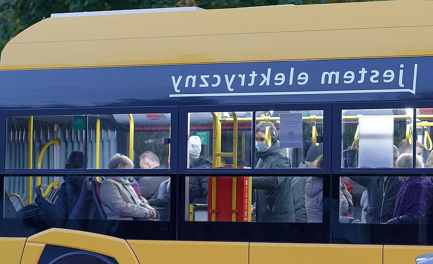 οι μάσκες, μεταφορά, το λεωφορείο, ηλεκτρικός, αστικός, πόλη, covid-19