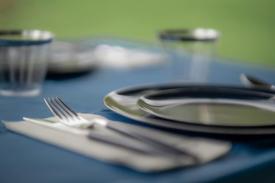 Table Setting, Table Arrangement, Silverware, Dining, Wedding, crockery, plate, table, close-up, fork, drinking glass