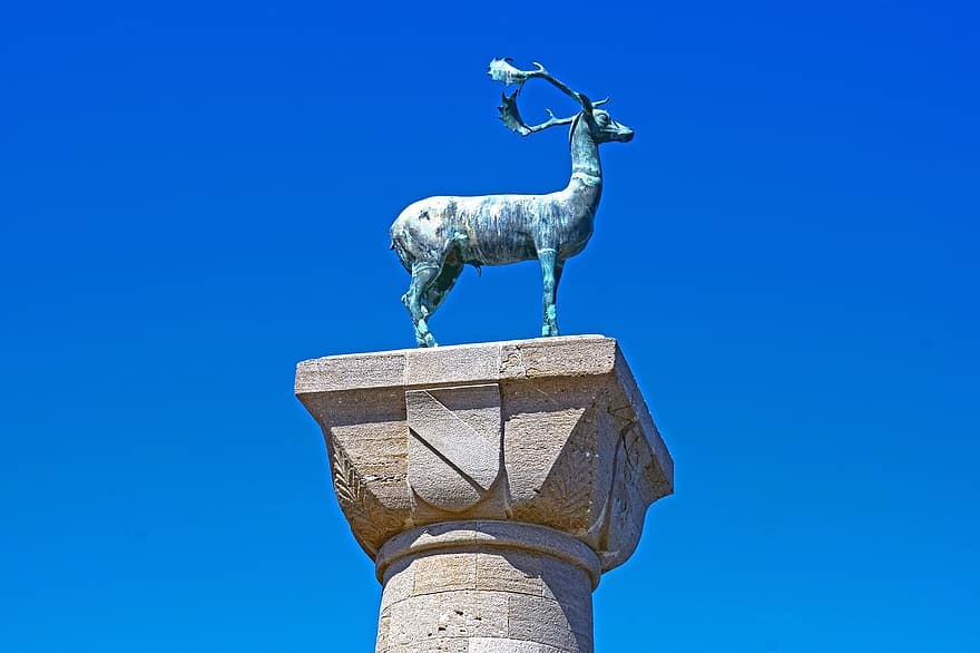 Hirsch, Statue, Skulptur, Symbol, Rhodos, Blau, die Architektur, berühmter Platz, Geschichte, Kulturen, Monument