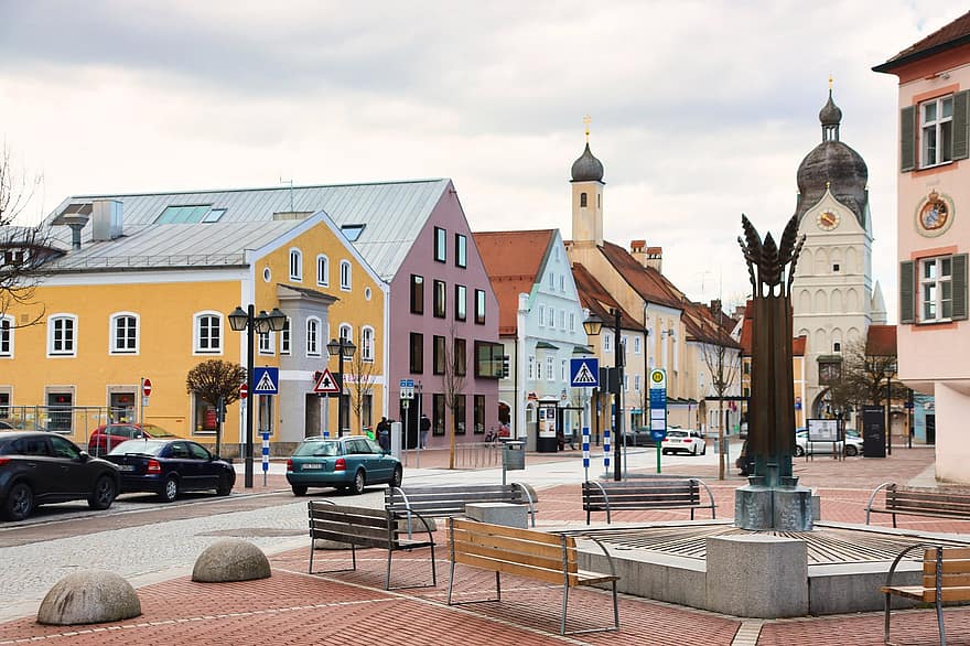 Downtown, Cars, Street, Erding, Duke City, Fountain, City Square, Upper Bavaria, Bavaria, architecture, famous place