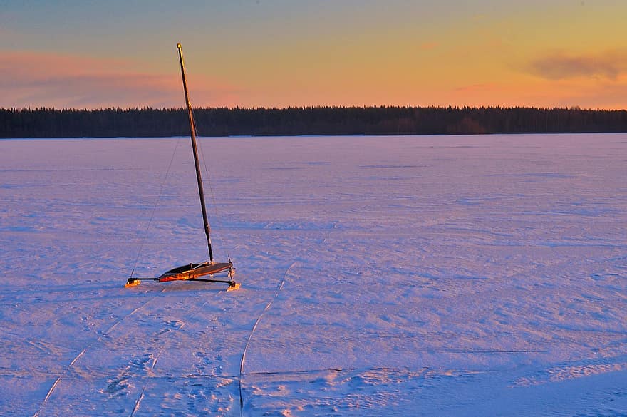 barcă, zăpadă, îngheţat, gheaţă, acoperit cu zăpadă, iarnă, natură, decor, mediu rural, Laponia