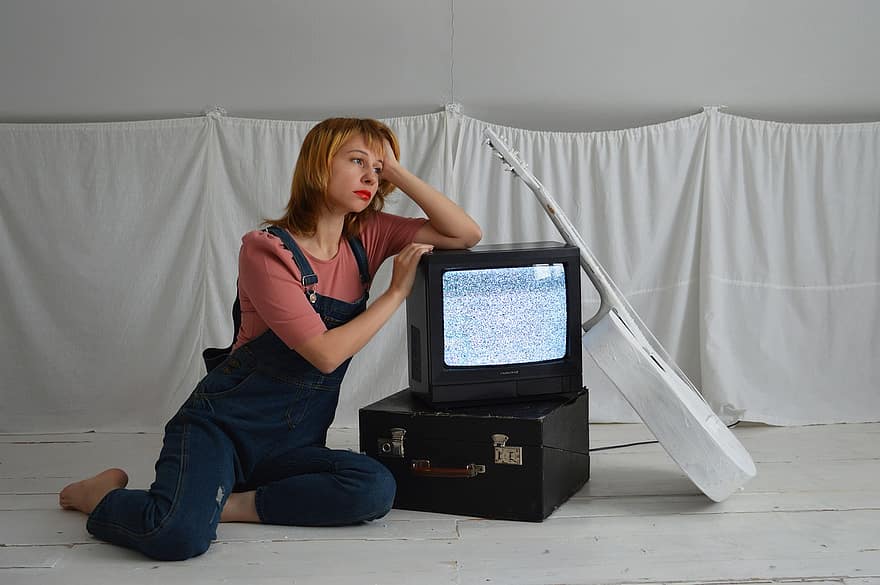 Woman, Television, Vintage, Retro, Old Tv, Old Things, Guitar, Suitcase, Girl With Tv, Fashion, Denim Jumpsuit