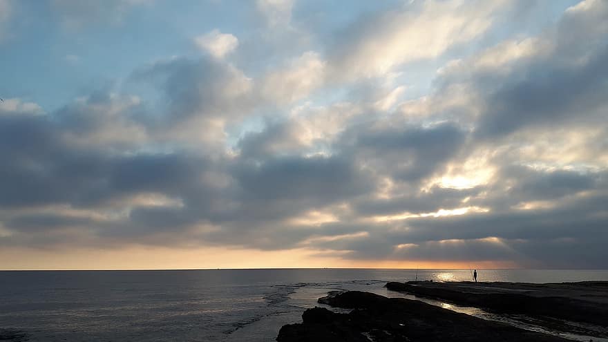 พระอาทิตย์ขึ้น, เมฆ, ทะเล, ภาพเงา, ทะเลเมดิเตอร์เรเนียน, Alicante, ชายฝั่ง, ขอบฟ้า, ท้องฟ้า, น้ำ, ภาพทะเล