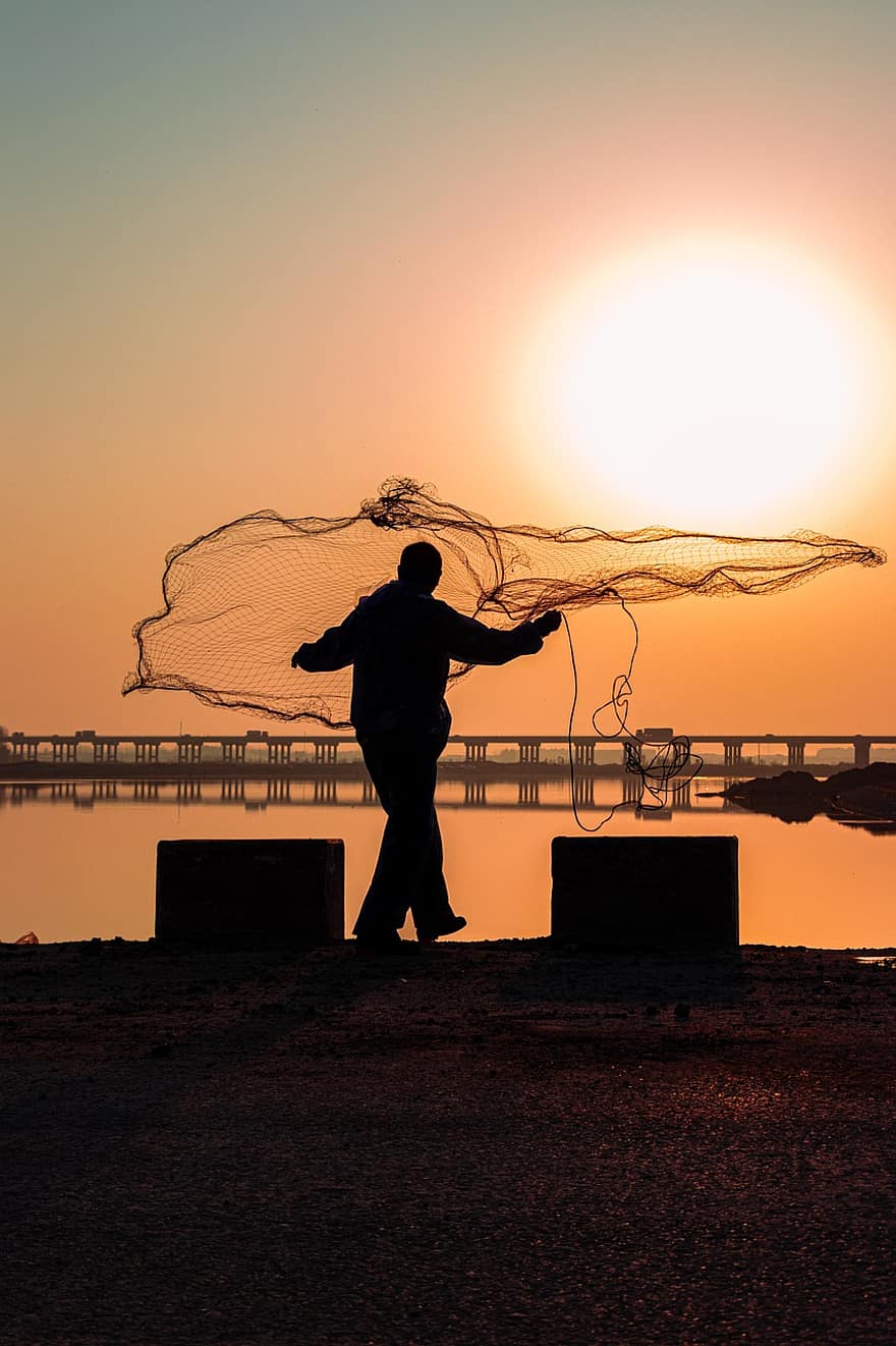 شبكة صيد السمك ، غروب الشمس ، نهر ، صيد السمك