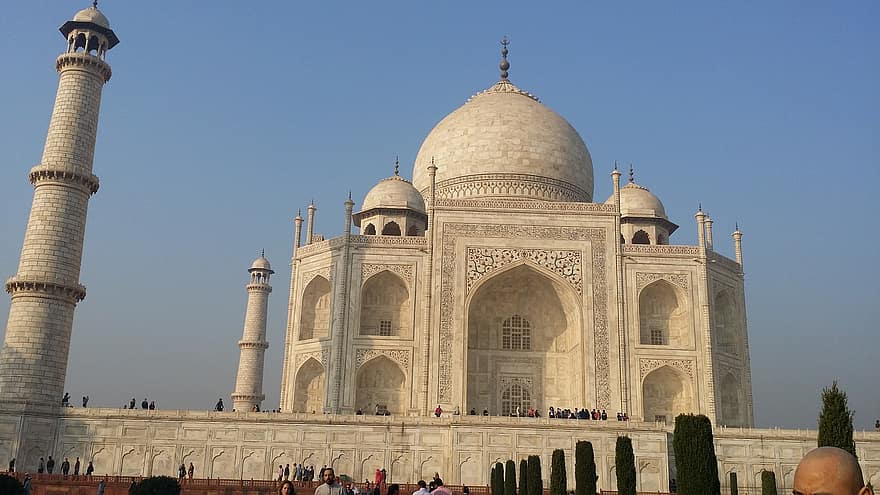Taj Mahal, arkkitehtuuri, maamerkki, taivas, rakennus, matkailu, loma, kulttuuri, ulkopuoli, minareetti, kuuluisa paikka