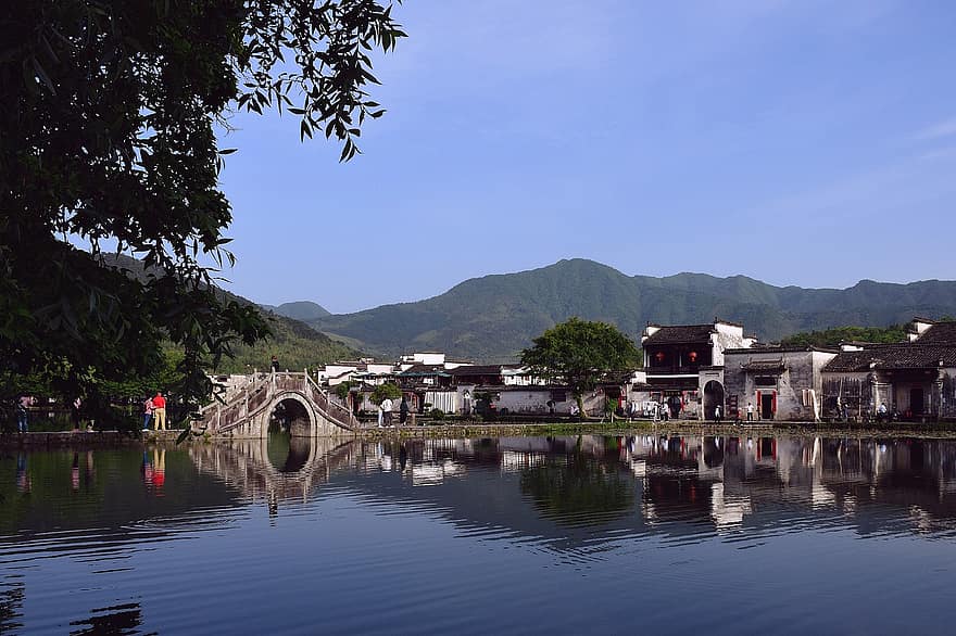 wieś Hongcun, Budynki, jezioro, Huizhou, odbicie, woda, wioska, most, stare budowle, stare Miasto, starożytny