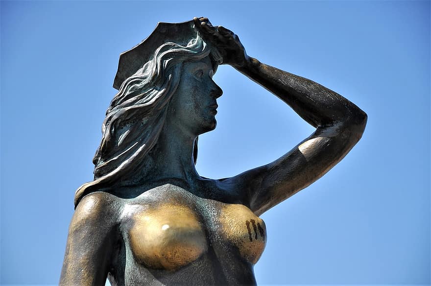femme, sirène, la statue